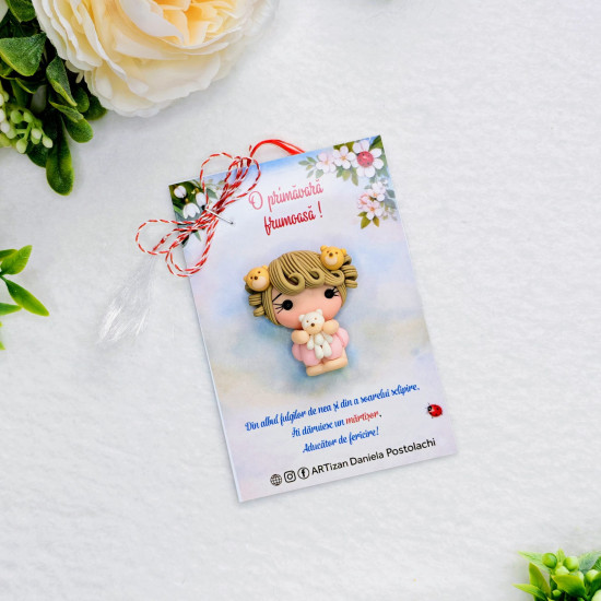 Broșă mărțișor Fetița cu ursuleț 12