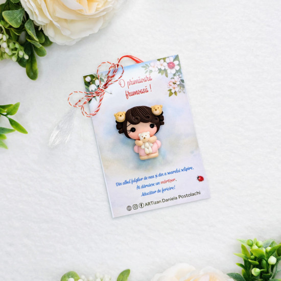 Broșă mărțișor Fetița cu ursuleț 11