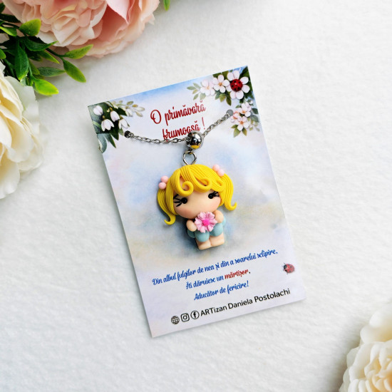 Pandantiv Fetiță cu floare 2